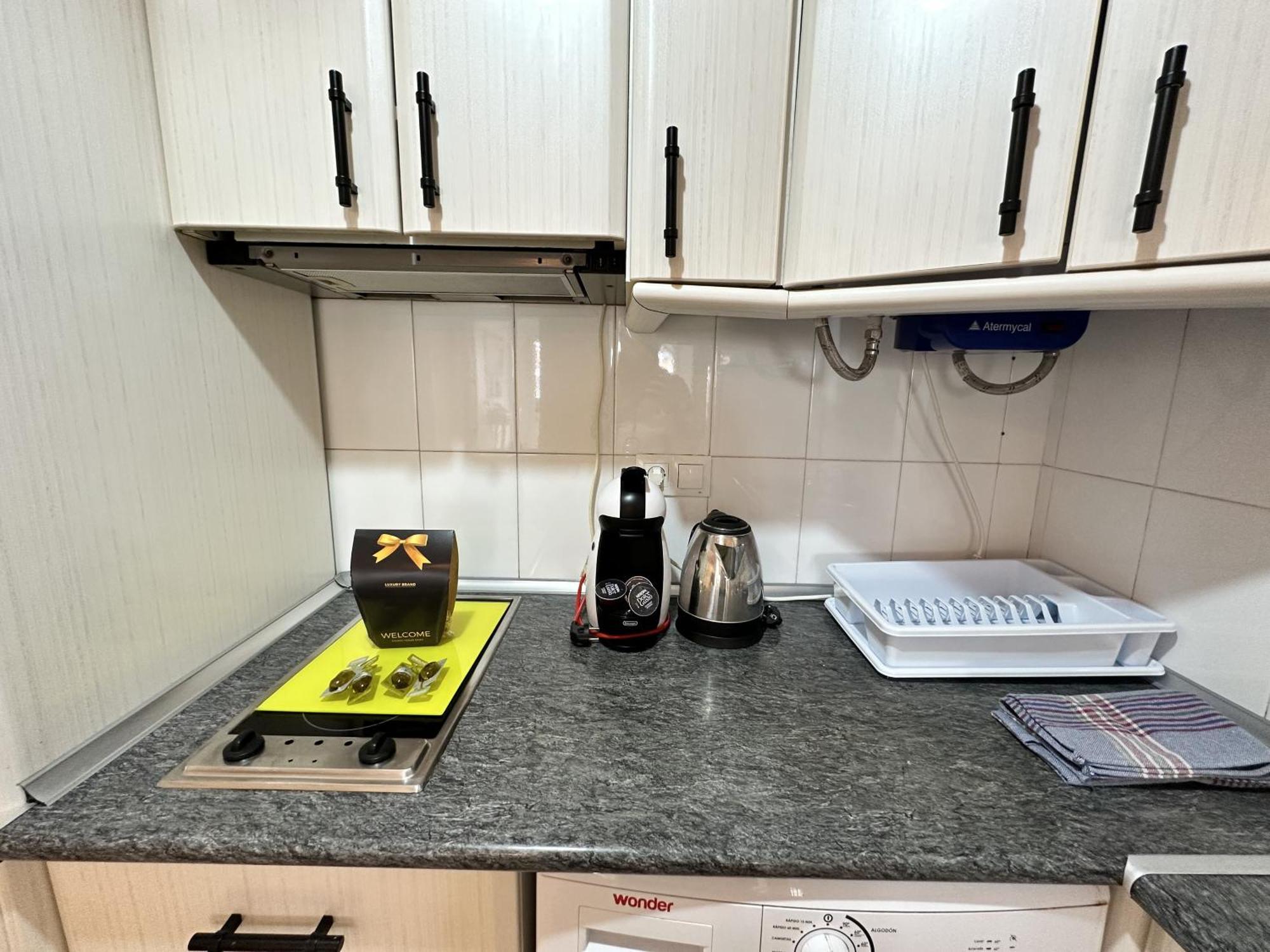 Ver1 - Terraza - 1 Dorm - Wifi - Centro A 100 Metros - Playa A 600 Metros Торремолінос Екстер'єр фото