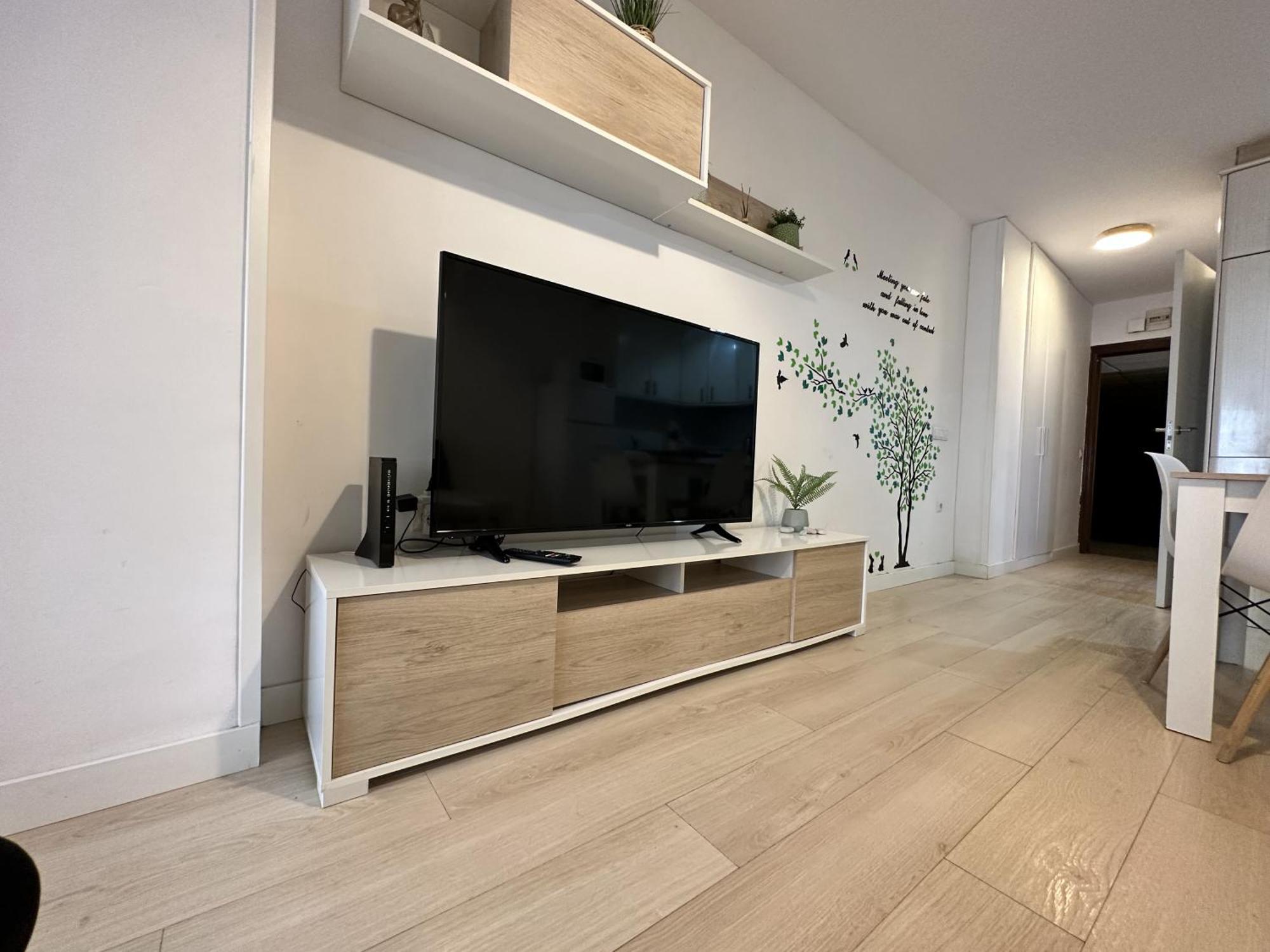 Ver1 - Terraza - 1 Dorm - Wifi - Centro A 100 Metros - Playa A 600 Metros Торремолінос Екстер'єр фото